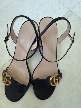 Gucci Black Leather Open-Toe Slingback Sandals with Gold Double G